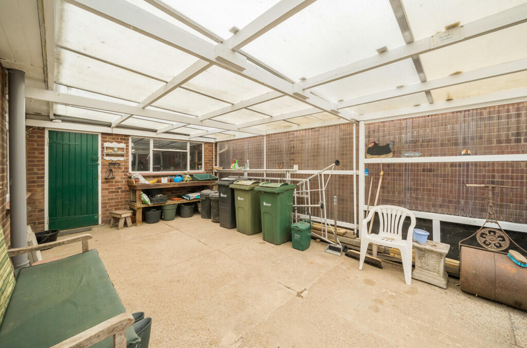 Additional property image - Rye Mill Lane, Feering, Colchester