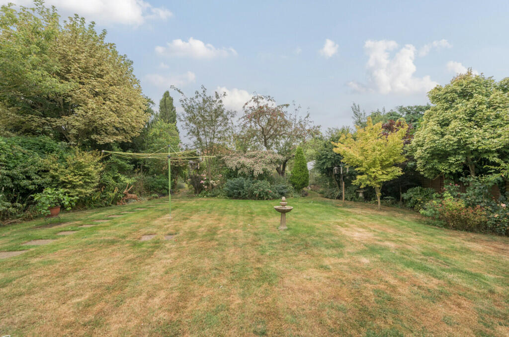 Additional property image - Rye Mill Lane, Feering, Colchester
