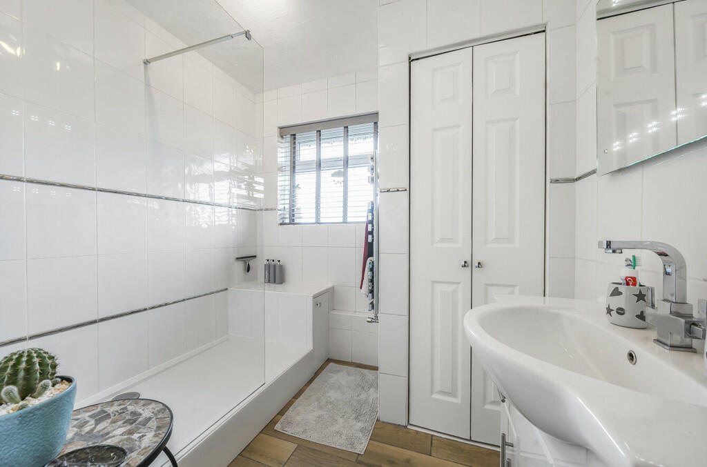 Additional property image - Coggeshall Road, Bradwell, Braintree