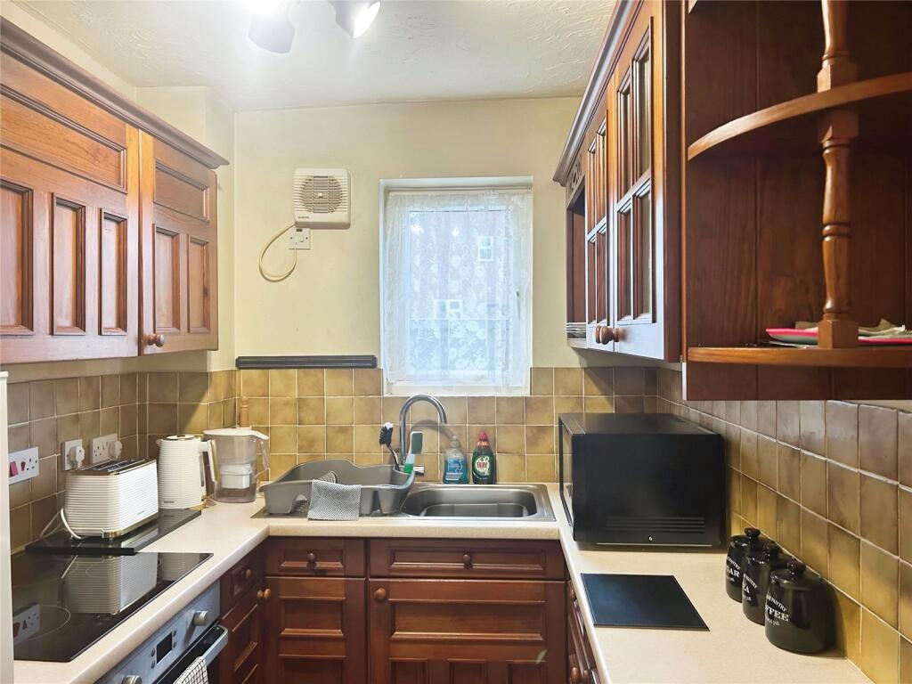 Additional property image - Cook Place, Chelmsford, Essex