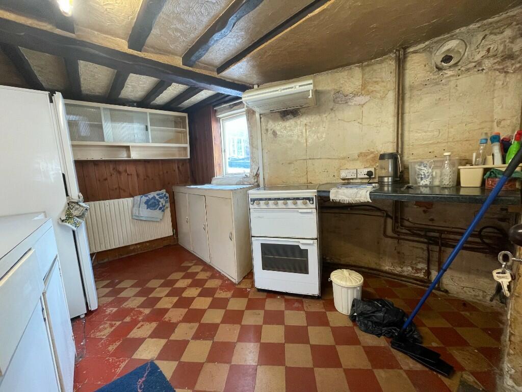 Additional property image - Market Place, DE4