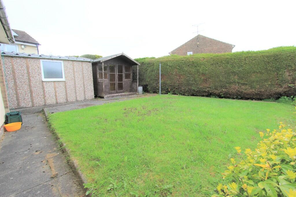 2 bedroom semidetached bungalow for sale in Far Cross, Matlock