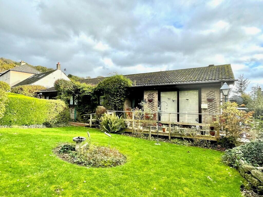 3 bedroom detached bungalow for sale in Hackney Croft, Darley House Estate, Matlock, Derbyshire, DE4