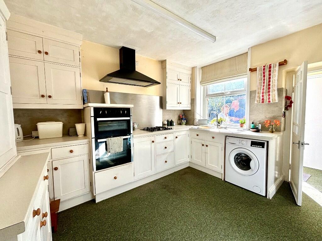 Additional property image - Chapel Row, off Matlock Street, Bakewell, Derbyshire, DE45