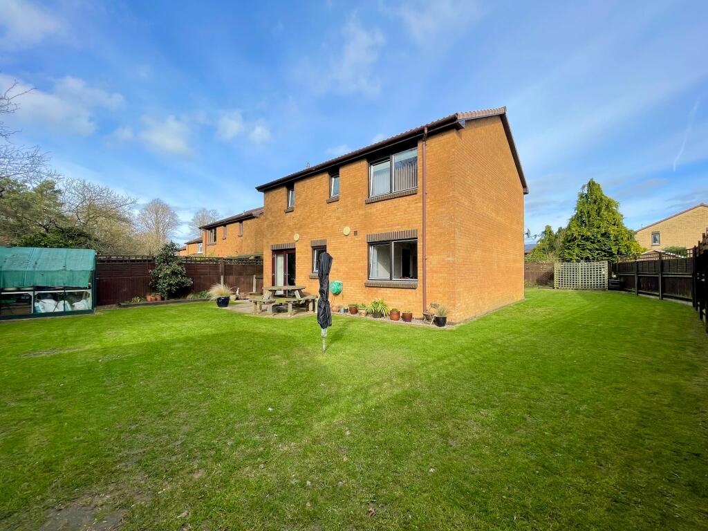 3 bedroom detached house for sale in Wood Close, Rendlesham, Woodbridge