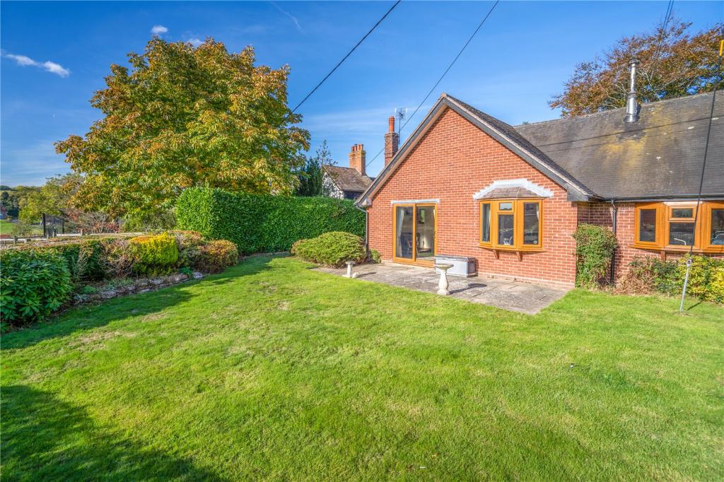 2 bedroom bungalow for sale in Chorley, Bridgnorth, Shropshire, WV16