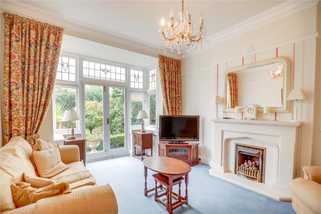 3 bedroom detached house for sale in Ludlow Road, Bridgnorth