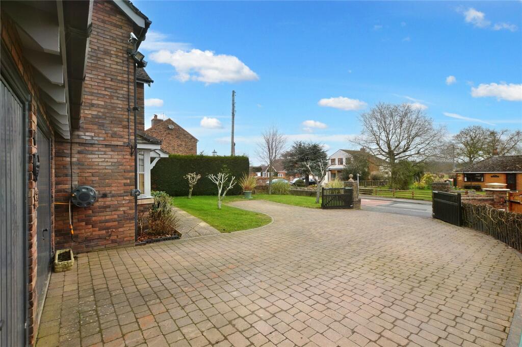 5 bedroom detached house for sale in Holcroft House, Eardington