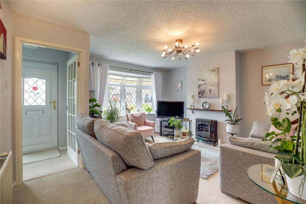 2 bedroom bungalow for sale in Maple Crescent, Alveley, Bridgnorth