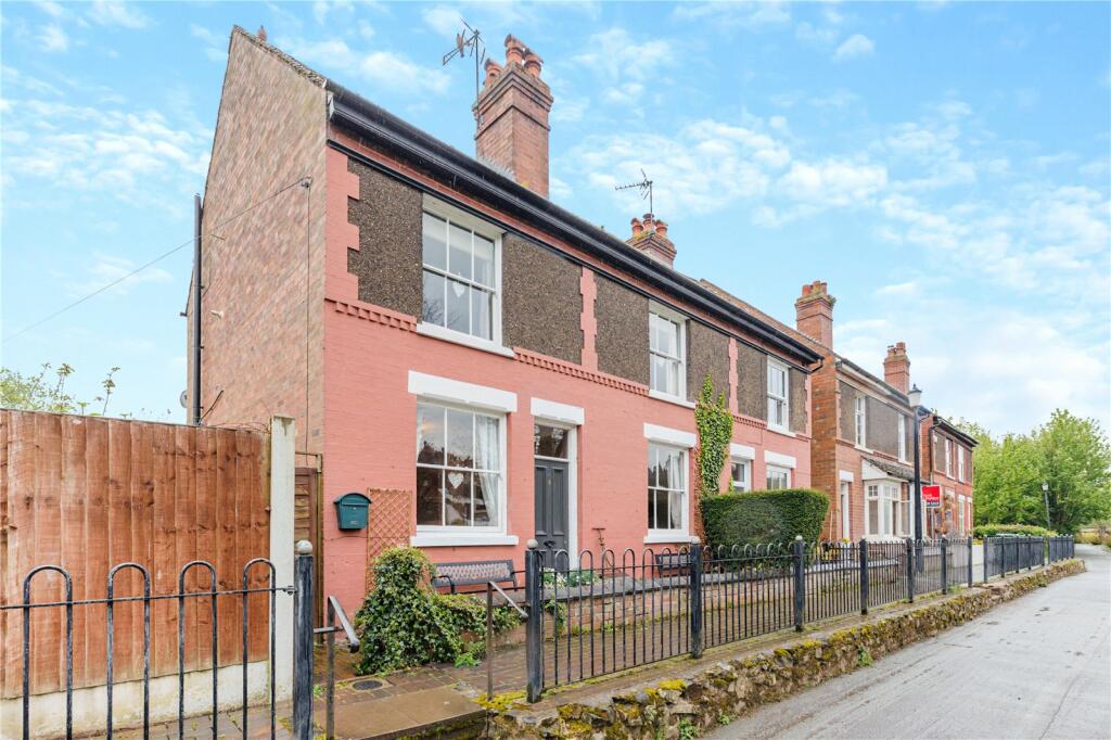 2 bedroom semidetached house for sale in Severn Terrace, Severnside