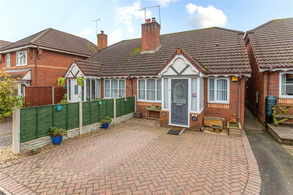 2 bedroom bungalow for sale in Vaughan Road, Cleobury Mortimer