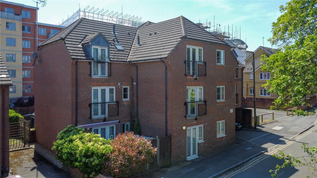 Main image of property: Norwood Road, Reading, Berkshire, RG1