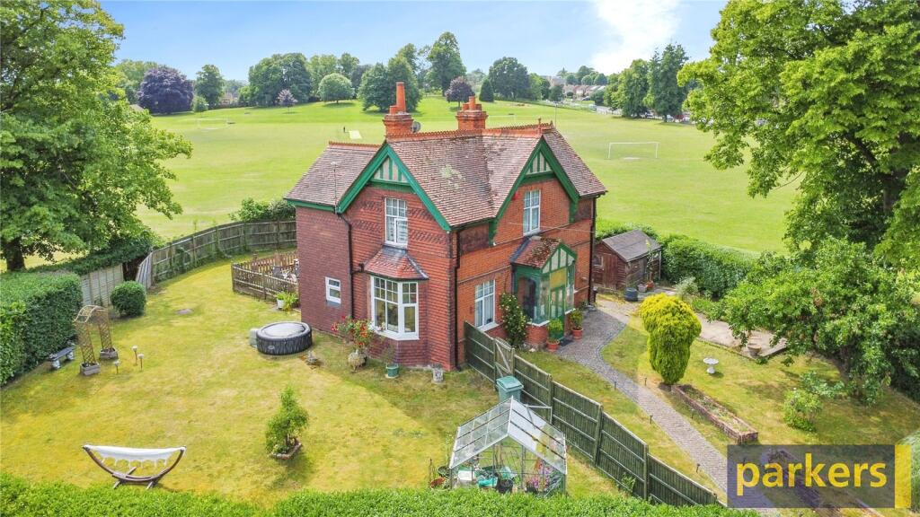 Main image of property: St. Saviours Road, Reading, Berkshire, RG1