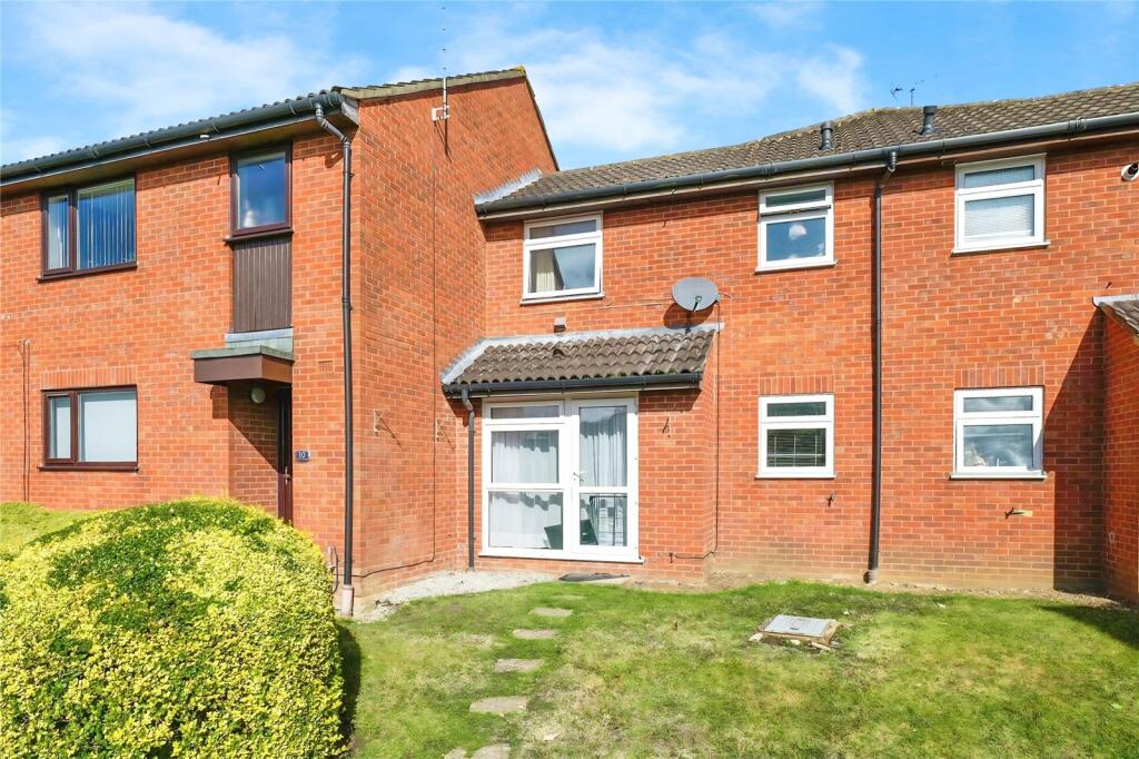 Main image of property: Fleetham Gardens, Lower Earley, Reading, Berkshire, RG6