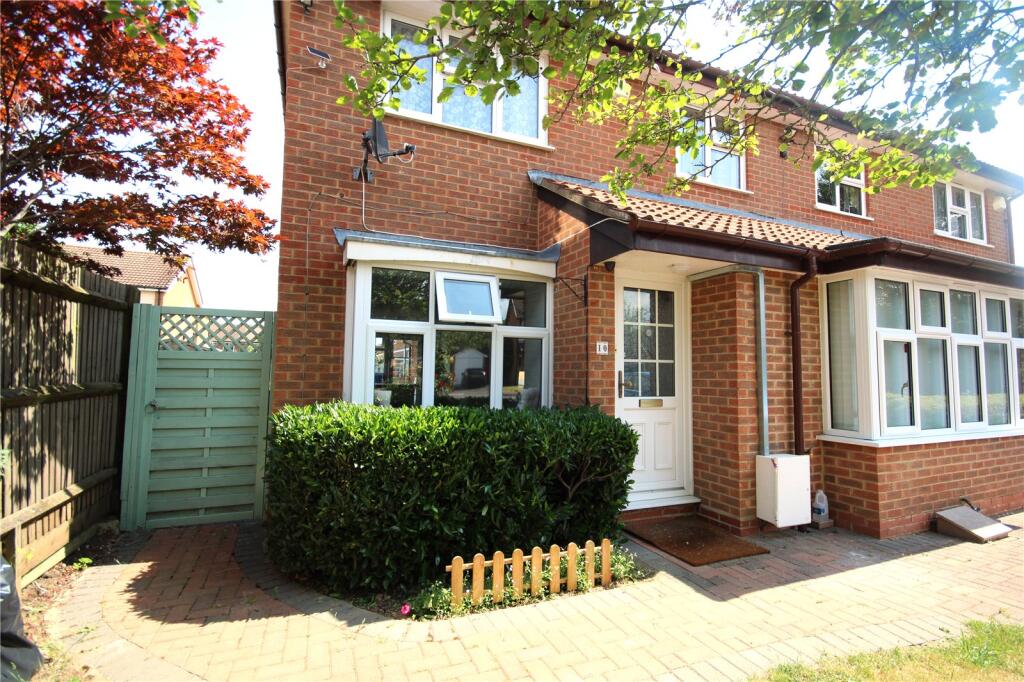 Main image of property: Chatteris Way, Lower Earley, Reading, Berkshire, RG6