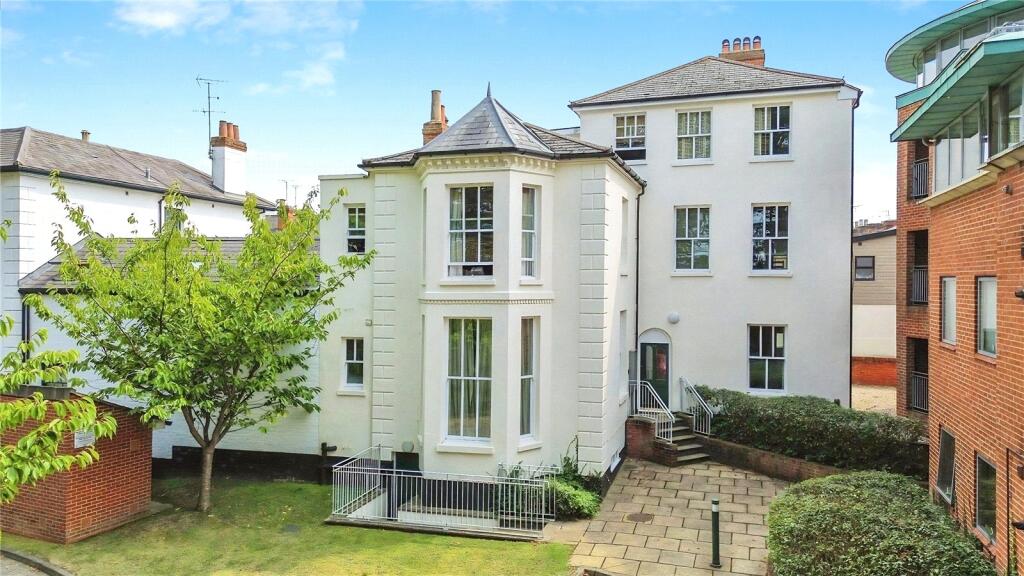 Main image of property: Tilehurst Road, Reading, Berkshire, RG1