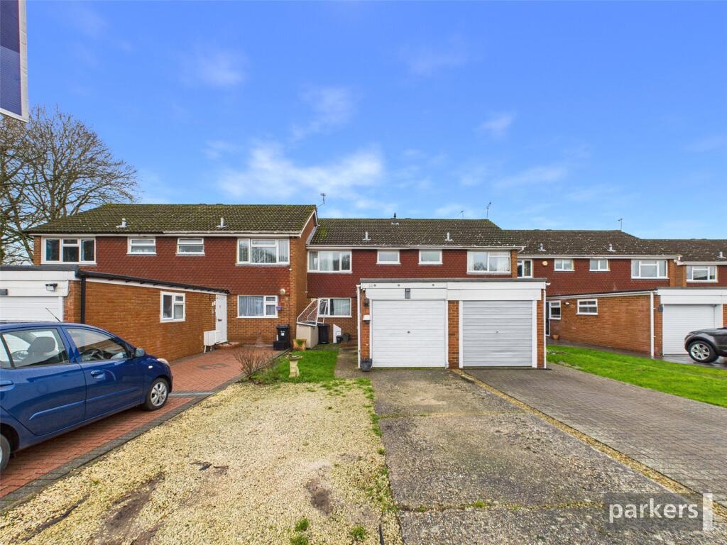 Main image of property: Plymouth Avenue, Woodley, Reading, Berkshire, RG5