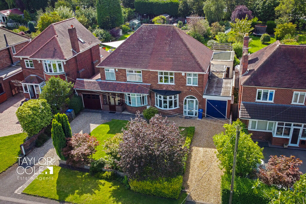 3 bedroom semidetached house for sale in Tamworth Road, Kettlebrook, B77