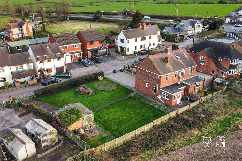 Additional property image - Green Lane, Grendon