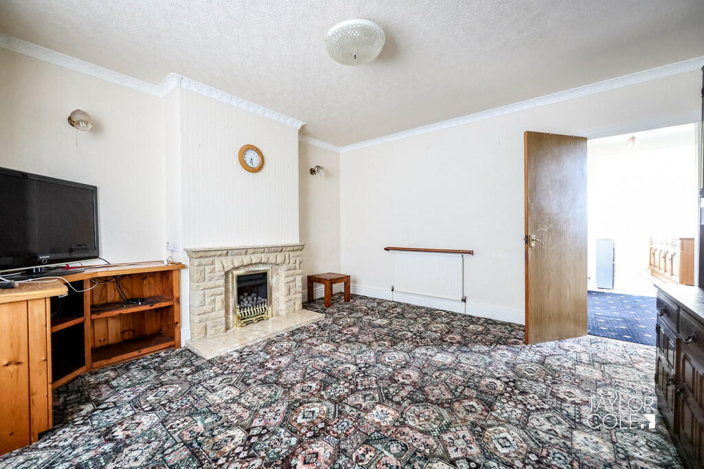 Additional property image - Green Lane, Grendon