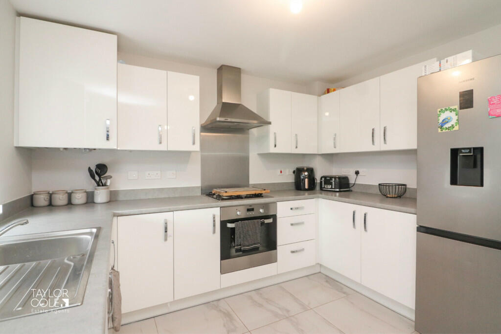 Additional property image - Longbourn Crescent, Tamworth