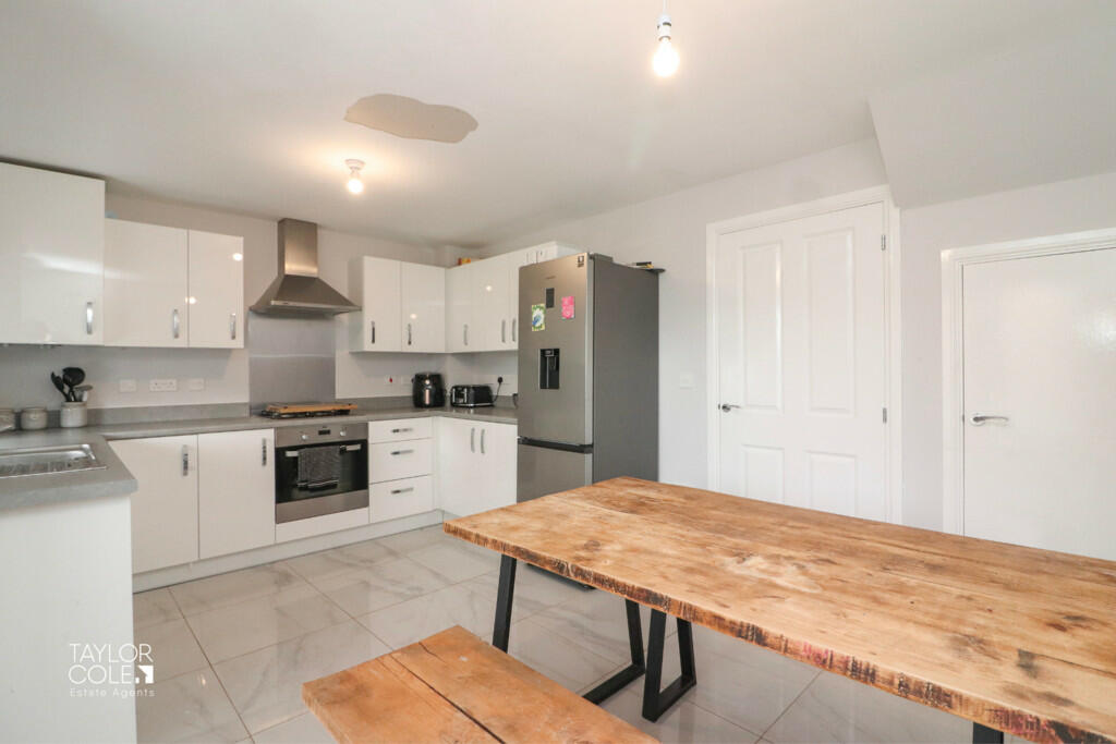 Additional property image - Longbourn Crescent, Tamworth
