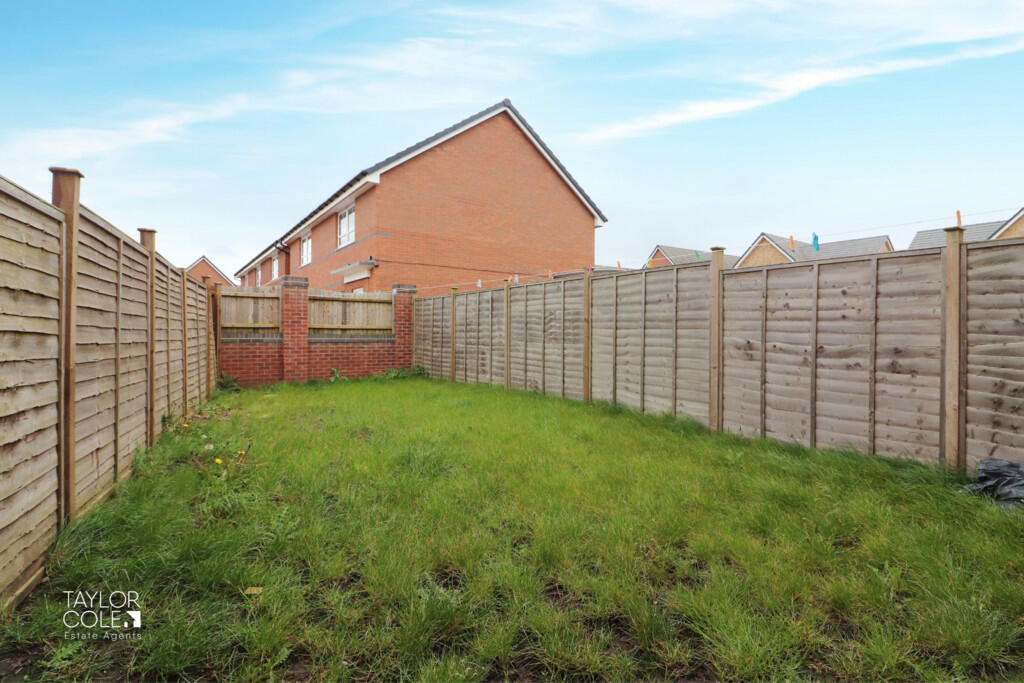 Additional property image - Longbourn Crescent, Tamworth