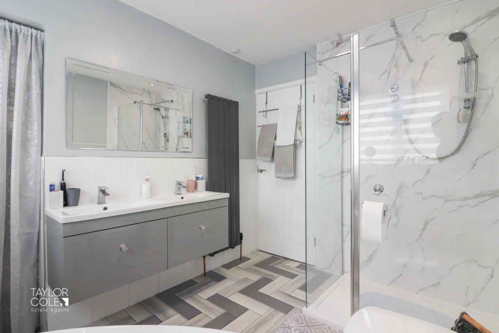 Additional property image - Broomfield Avenue, Fazeley