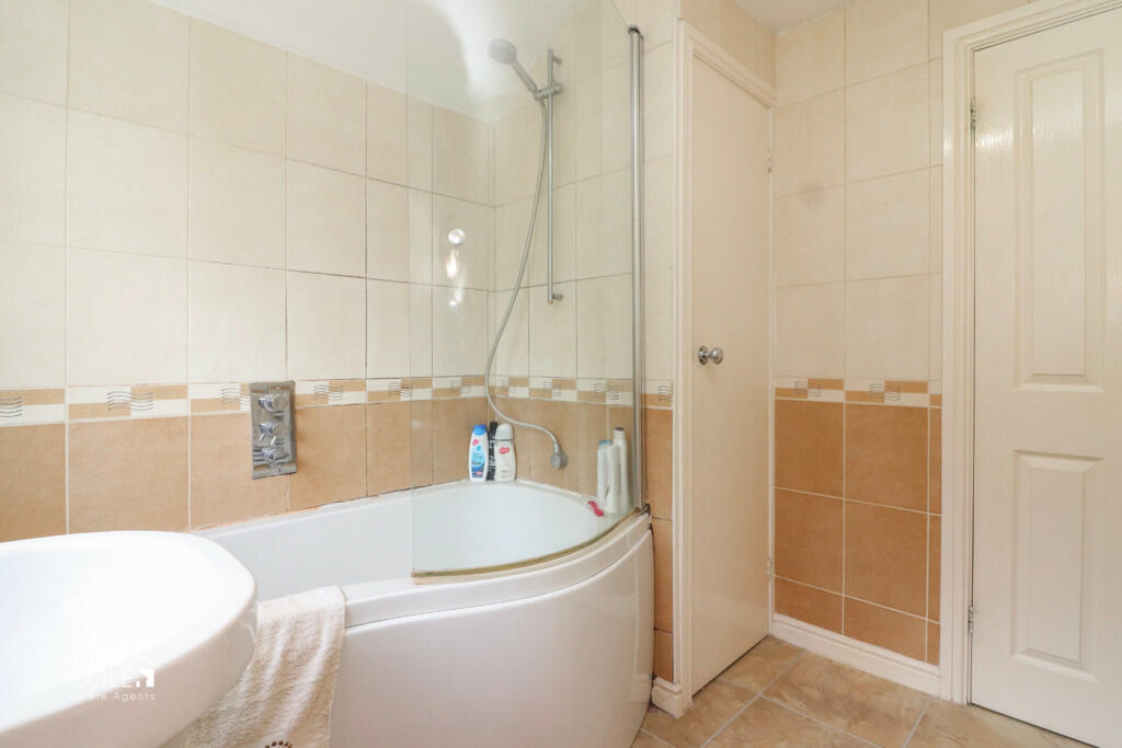 Additional property image - Yenton Close, Fazeley