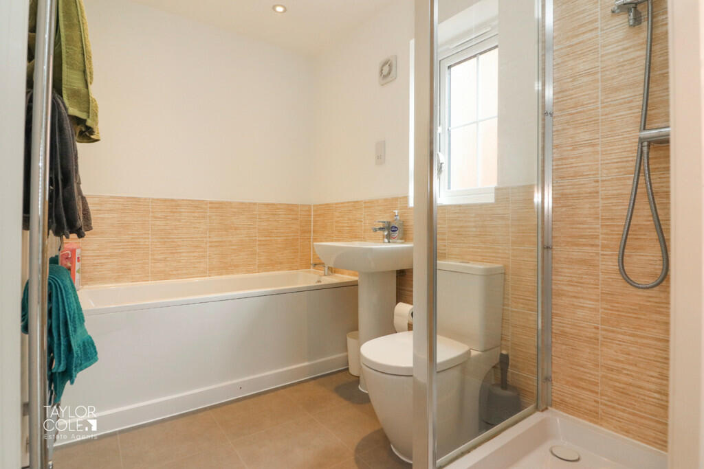 Additional property image - Fisher Close, Tamworth