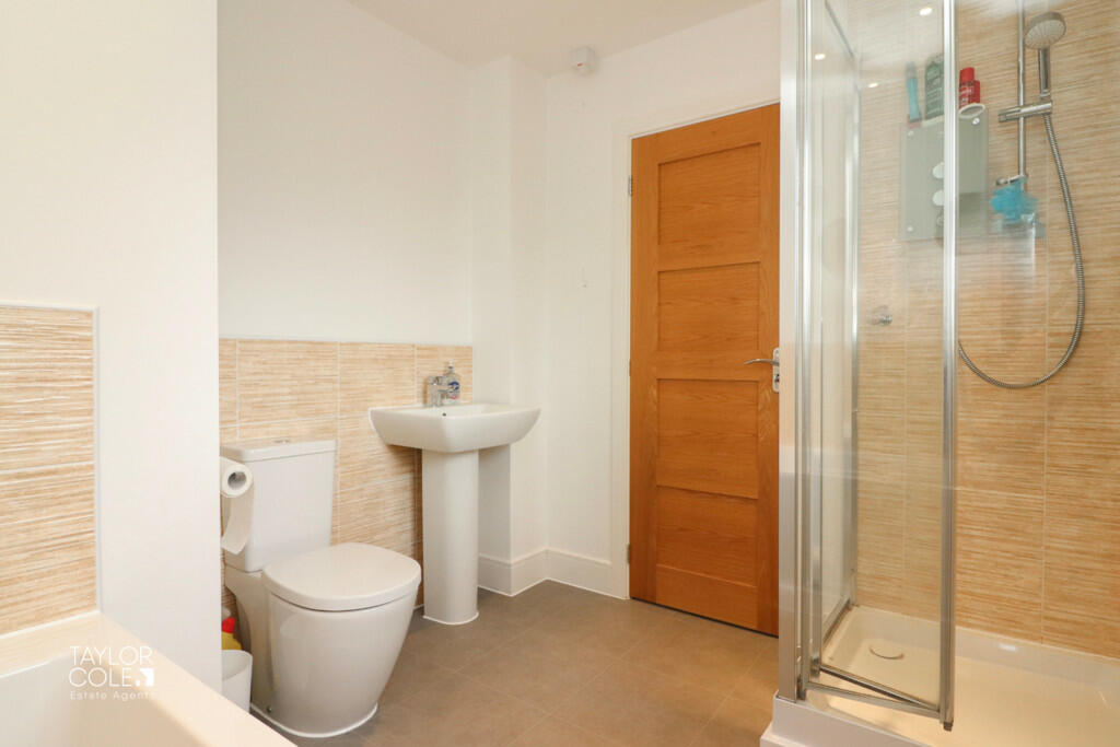 Additional property image - Fisher Close, Tamworth