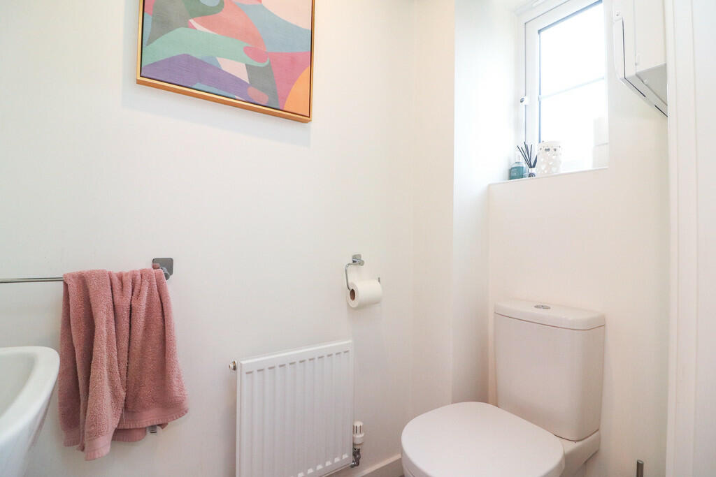 Additional property image - Lillingstone Avenue, Coton Green