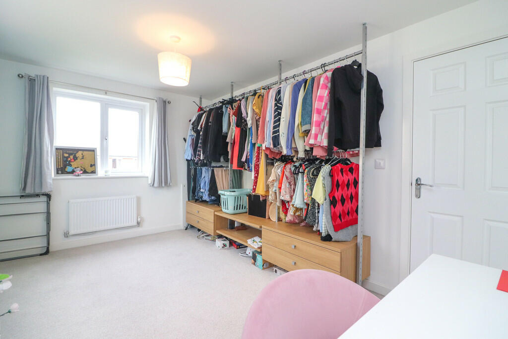 Additional property image - Lillingstone Avenue, Coton Green