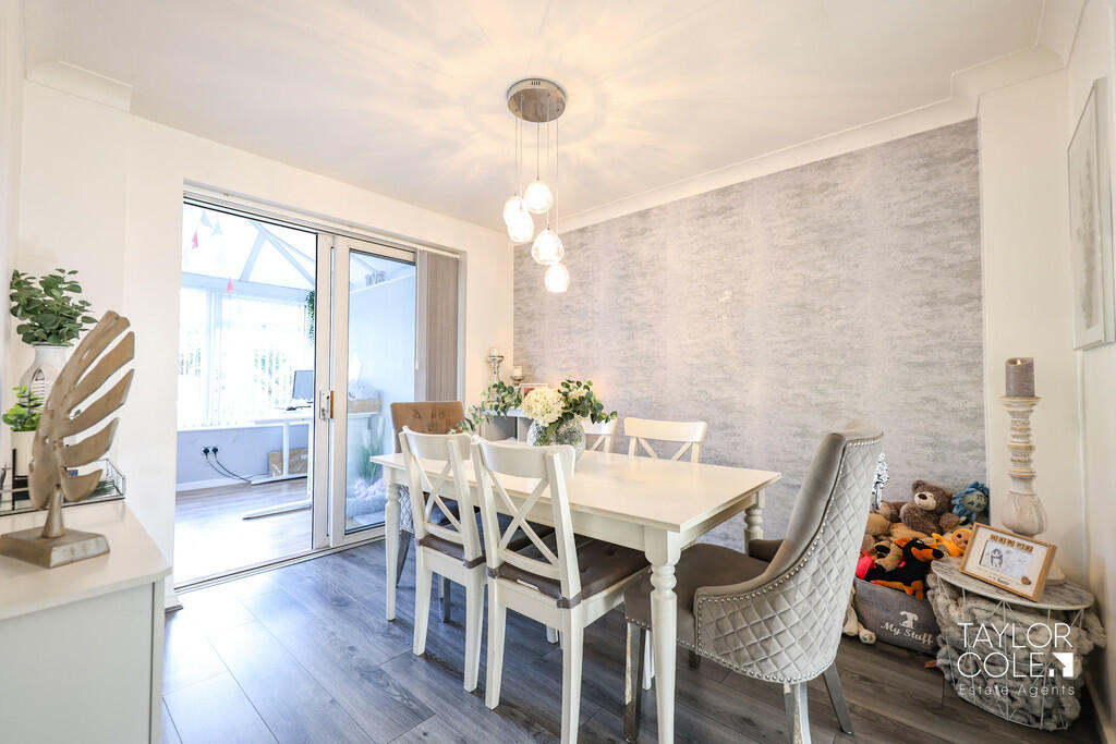 Additional property image - Teign, Hockley