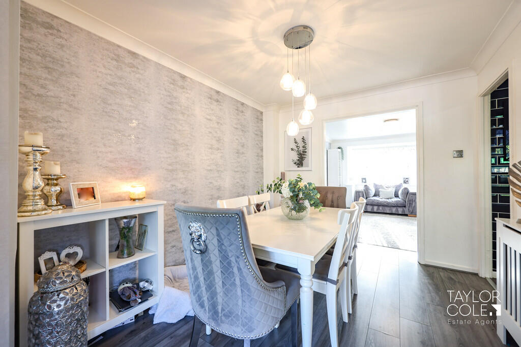 Additional property image - Teign, Hockley