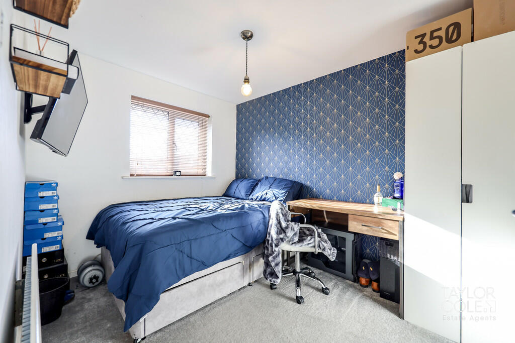 Additional property image - Teign, Hockley