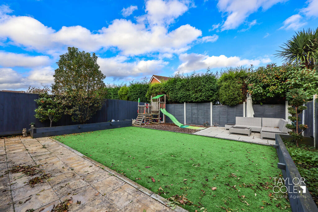 Additional property image - Teign, Hockley