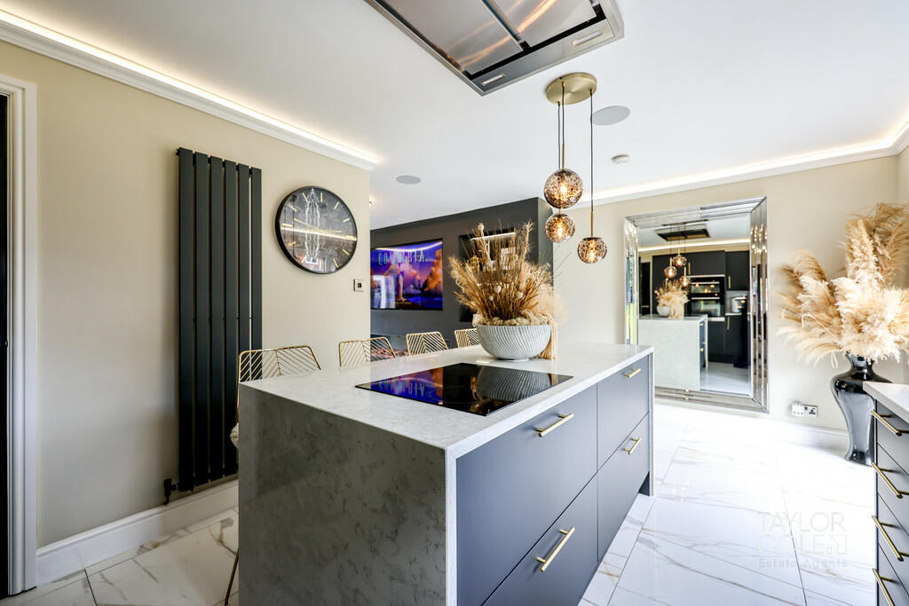 Additional property image - Carey, Hockley
