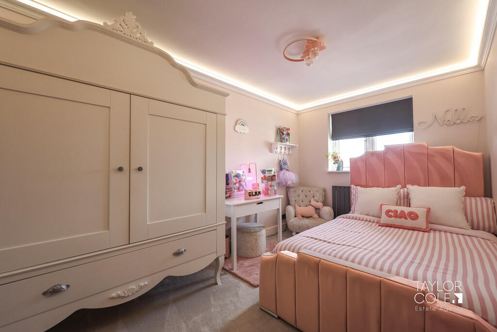 Additional property image - Carey, Hockley