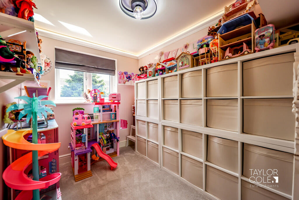 Additional property image - Carey, Hockley