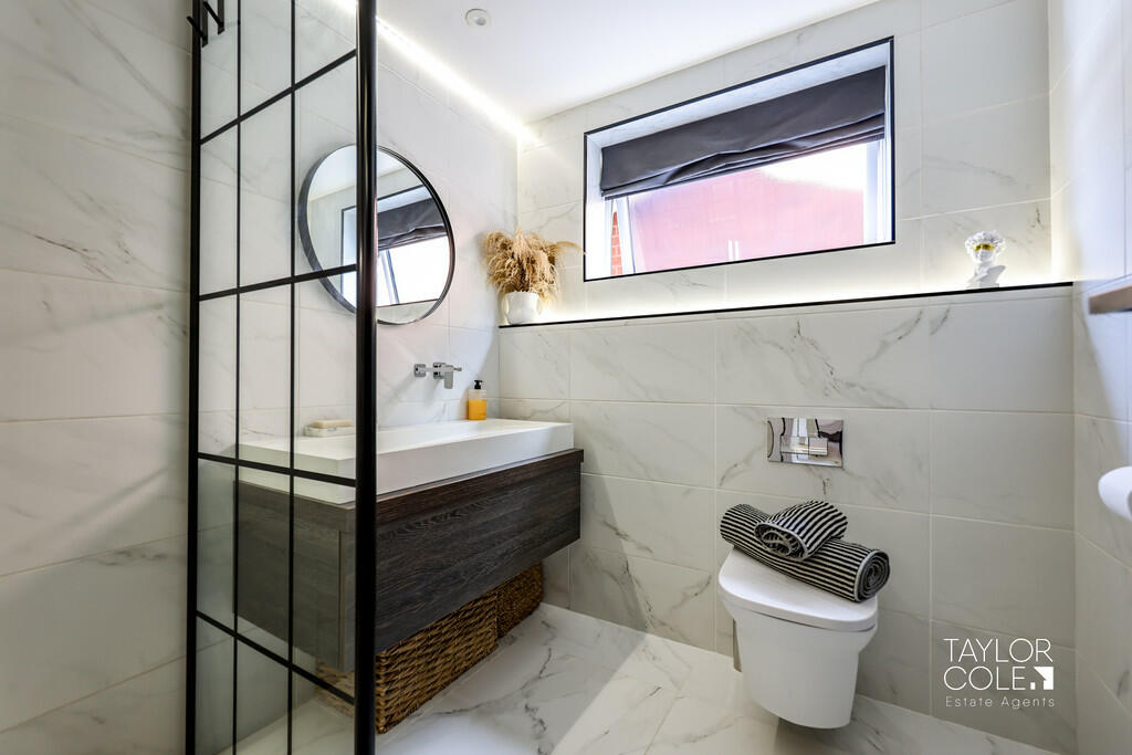 Additional property image - Carey, Hockley