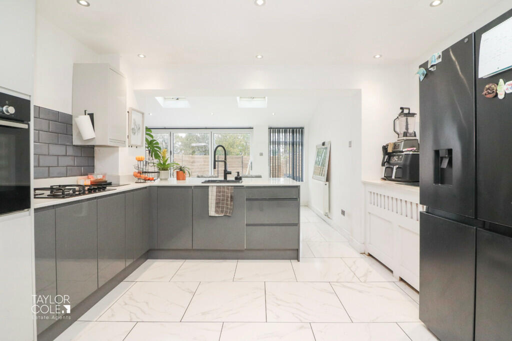 Additional property image - Torside, Wilnecote