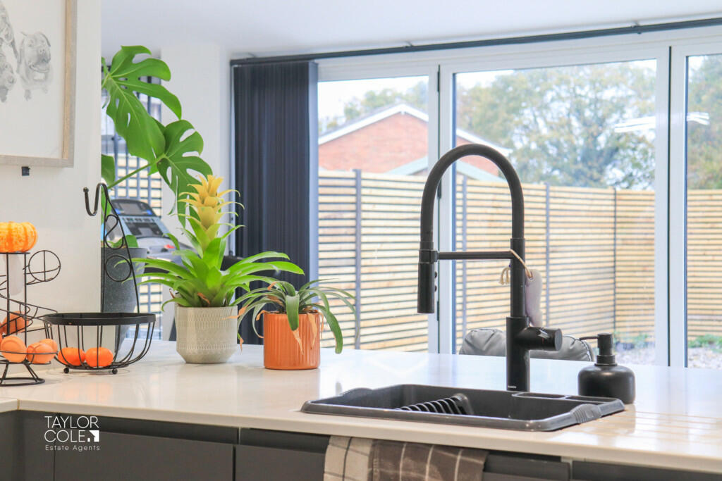 Additional property image - Torside, Wilnecote