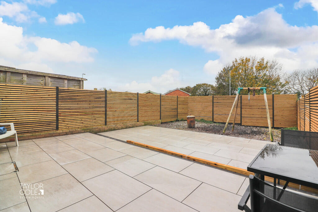 Additional property image - Torside, Wilnecote