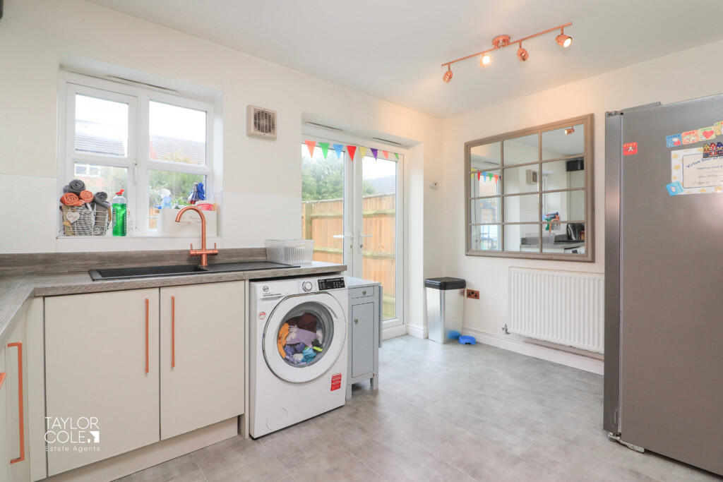 Additional property image - Lyon Drive, Tamworth