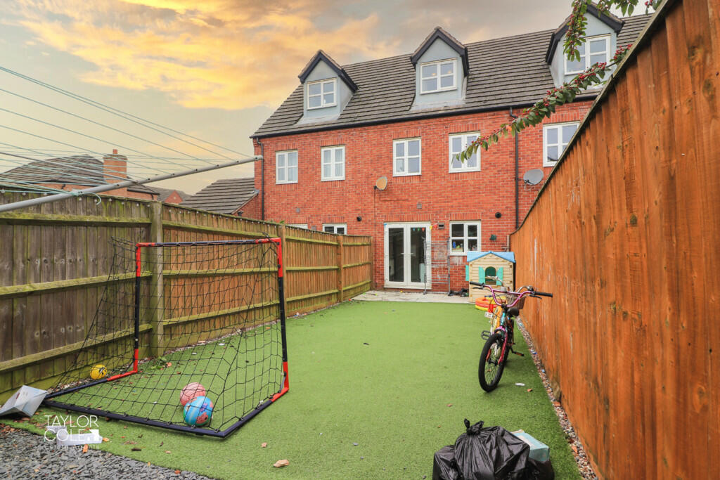 Additional property image - Lyon Drive, Tamworth