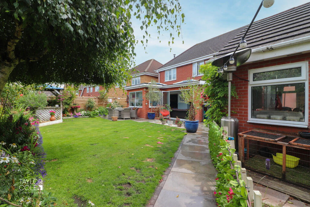 Additional property image - Kempton Drive, Dosthill