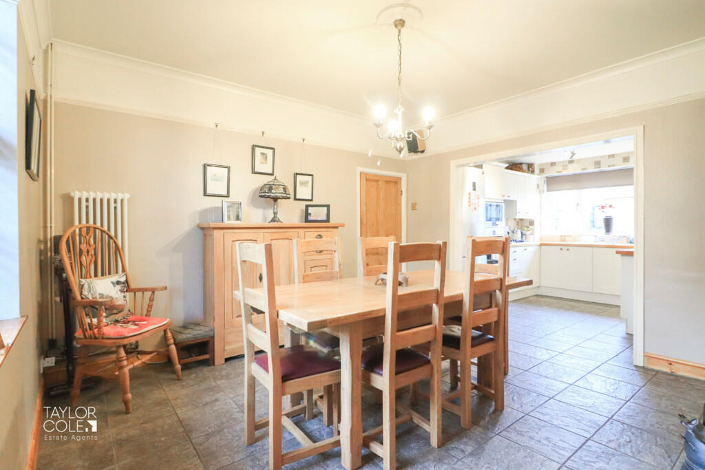 Additional property image - Victoria Road, Tamworth