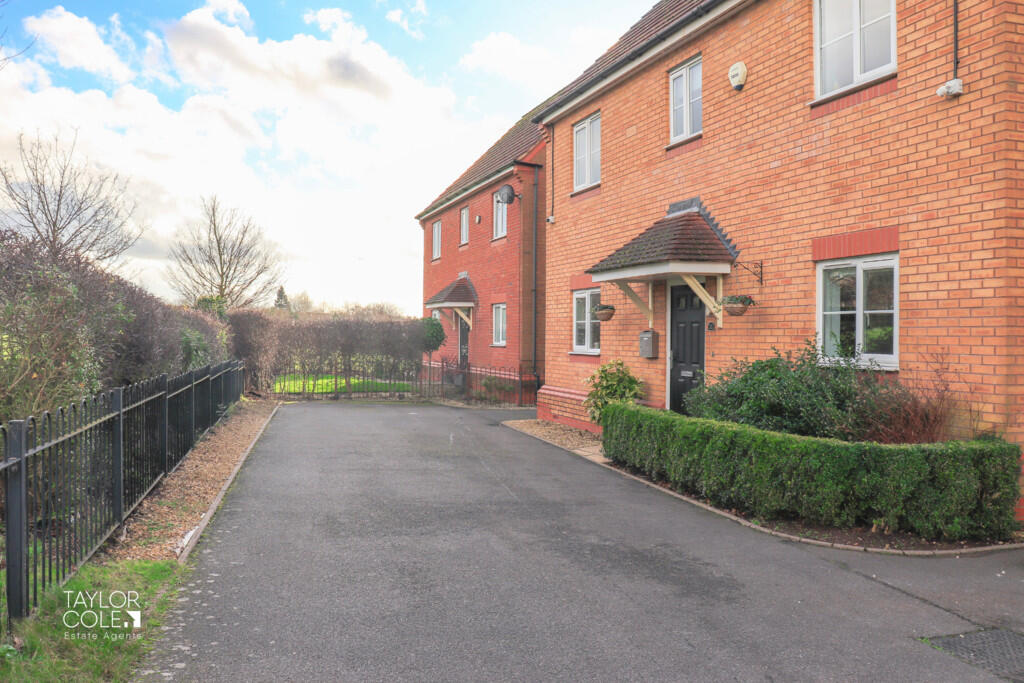Additional property image - Boulder Close, Wilnecote