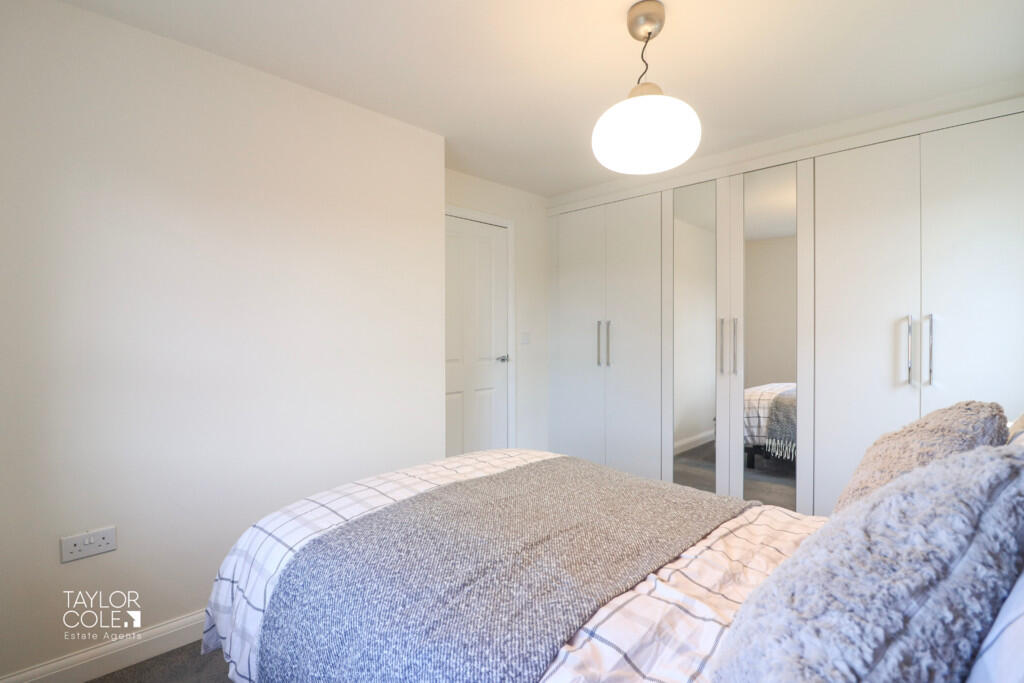 Additional property image - Bennet Close, Tamworth